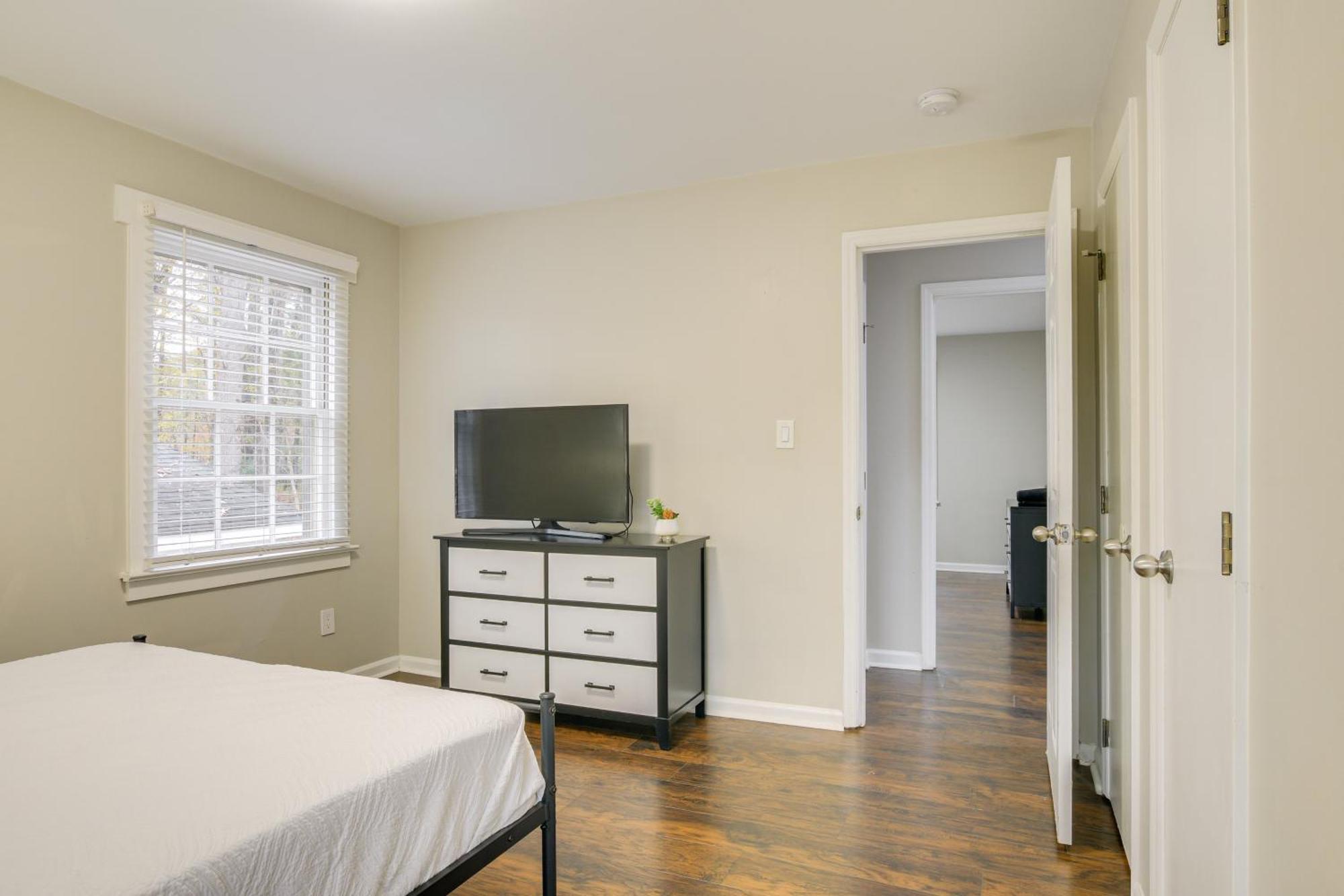 Serene Family Home With Deck In Knightdale! Extérieur photo